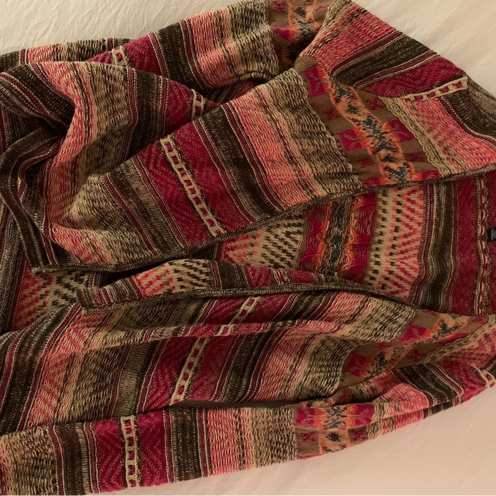 REALLY CUTE CARDIGAN!